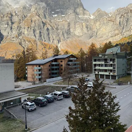 Apartment Large 1 Bedroom - Free Parking - Dream Views-